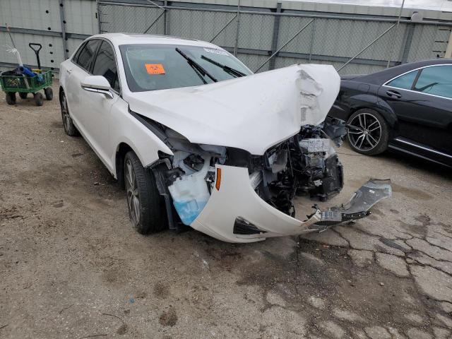 3LN6L5C94KR613245 - 2019 LINCOLN MKZ RESERVE I WHITE photo 4