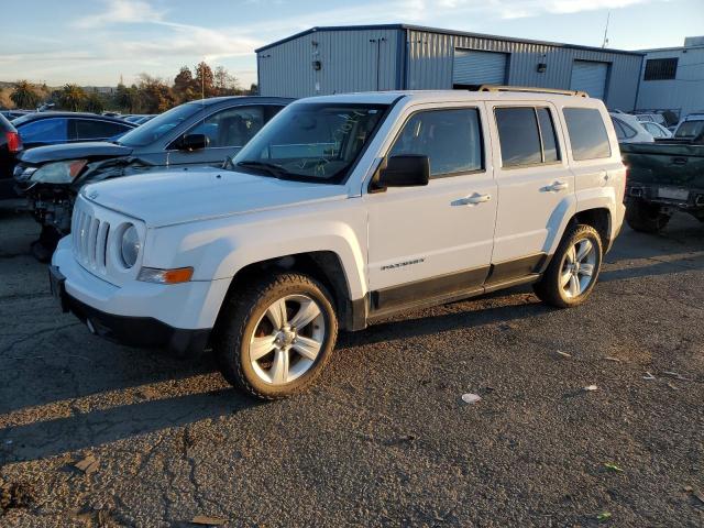 1C4NJPFA0DD119337 - 2013 JEEP PATRIOT LATITUDE WHITE photo 1