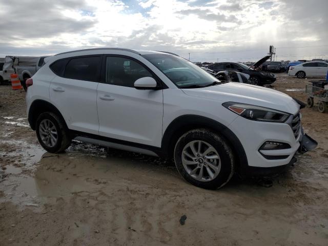 KM8J33A45JU651421 - 2018 HYUNDAI TUCSON SEL WHITE photo 4