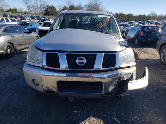 1N6AA06B34N540362 - 2004 NISSAN TITAN XE GRAY photo 5