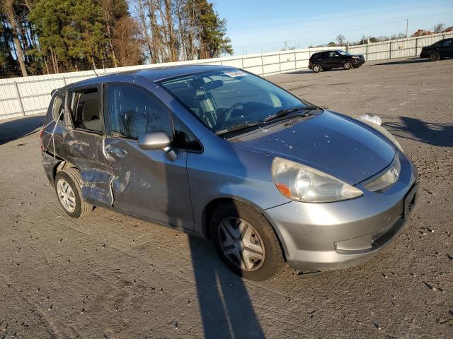 JHMGD38497S002466 - 2007 HONDA FIT GRAY photo 4