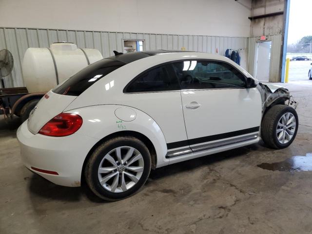 3VWJL7AT2DM625271 - 2013 VOLKSWAGEN BEETLE WHITE photo 3