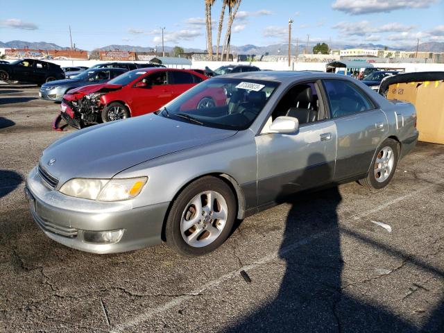 JT8BF28G6Y5081992 - 2000 LEXUS ES 300 SILVER photo 1