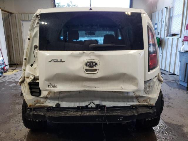 KNDJT2A26A7049073 - 2010 KIA SOUL + WHITE photo 6