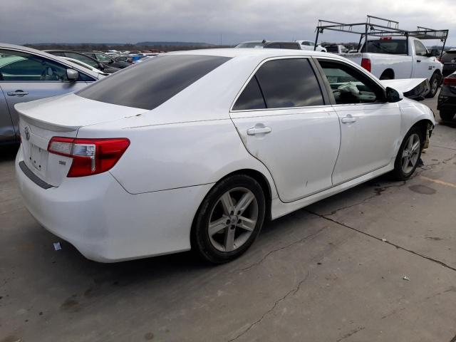 4T1BF1FK3EU325016 - 2014 TOYOTA CAMRY L WHITE photo 3