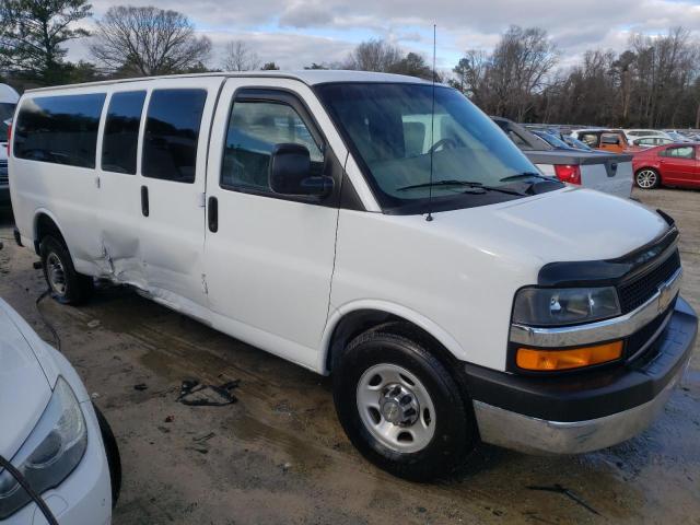 1GAZGPFG1G1170204 - 2016 CHEVROLET EXPRESS G3 LT WHITE photo 4