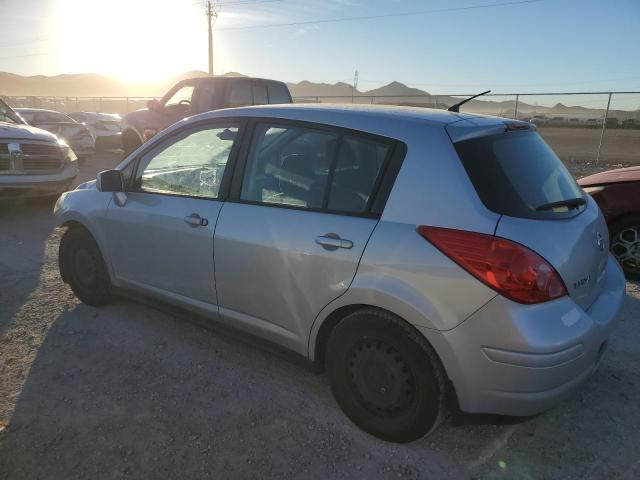 3N1BC1CP0BL382635 - 2011 NISSAN VERSA S SILVER photo 2