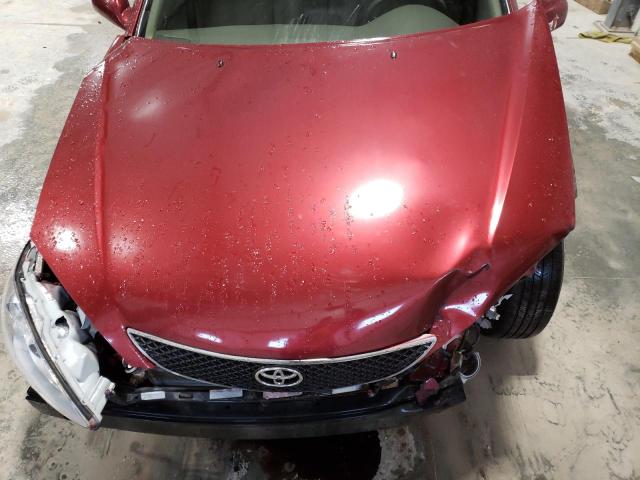 4T1BF30K55U089215 - 2005 TOYOTA CAMRY LE RED photo 11