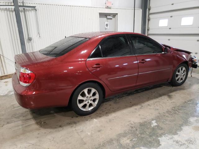 4T1BF30K55U089215 - 2005 TOYOTA CAMRY LE RED photo 3