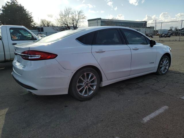 3FA6P0LU4HR385763 - 2017 FORD FUSION SE HYBRID WHITE photo 3