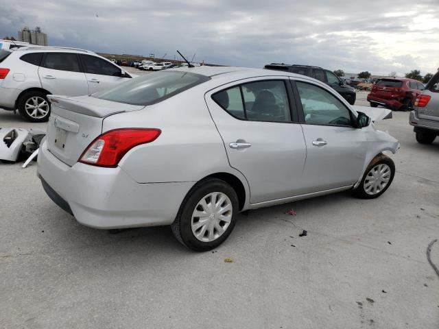 3N1CN7AP0KL842316 - 2019 NISSAN VERSA S SILVER photo 3