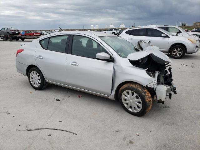 3N1CN7AP0KL842316 - 2019 NISSAN VERSA S SILVER photo 4