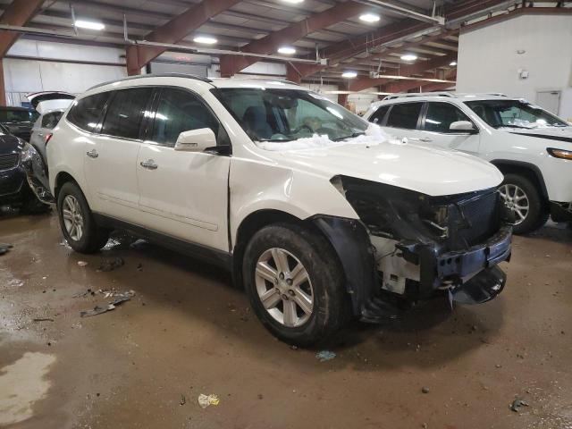 1GNKRHKD3EJ335243 - 2014 CHEVROLET TRAVERSE LT WHITE photo 4