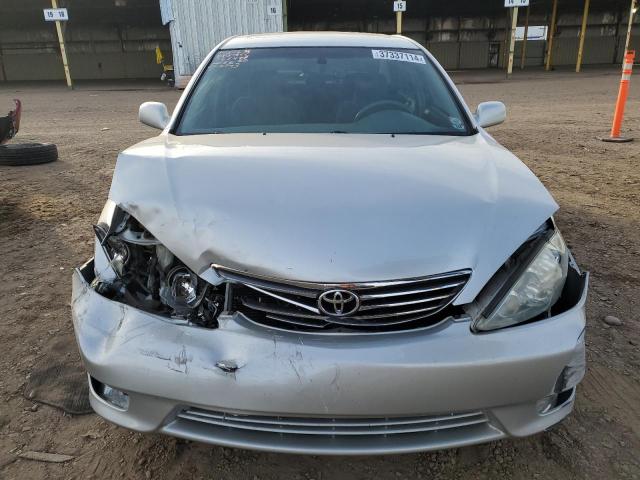 4T1BE30KX5U592743 - 2005 TOYOTA CAMRY LE SILVER photo 5