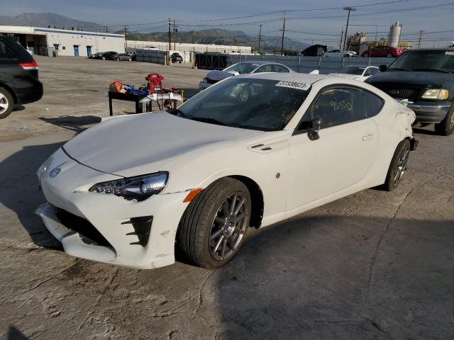 JF1ZNAA11H9702993 - 2017 TOYOTA 86 BASE WHITE photo 1