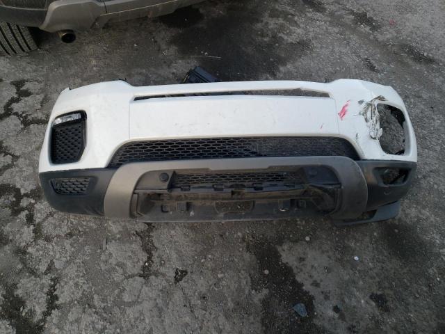 SALVR2BG8GH086857 - 2016 LAND ROVER RANGE ROVE HSE WHITE photo 12