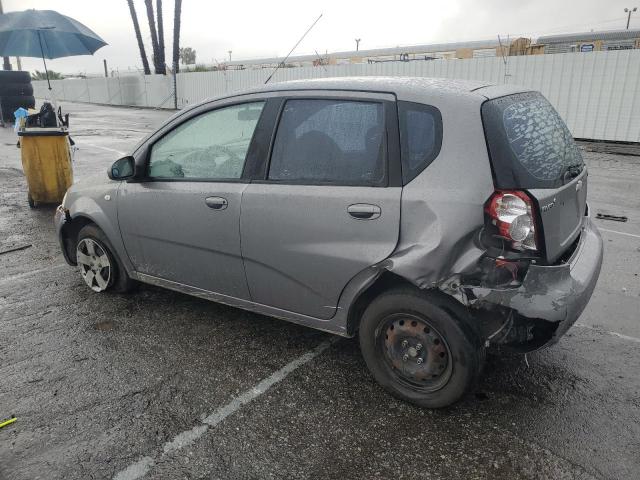 KL1TD66698B265250 - 2008 CHEVROLET AVEO BASE SILVER photo 2