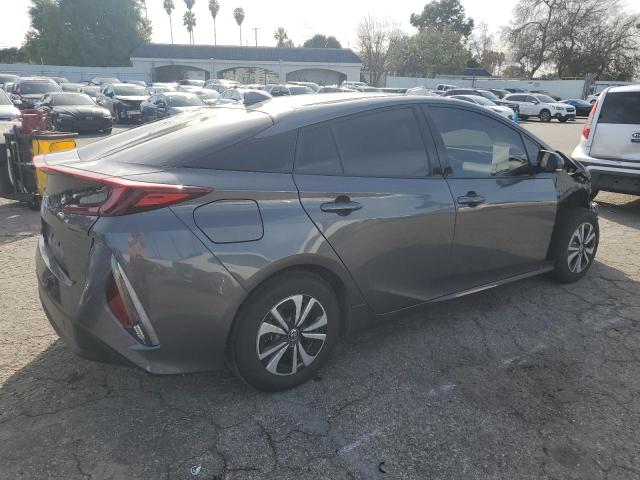 JTDKARFP3H3062582 - 2017 TOYOTA PRIUS PRIM GRAY photo 3