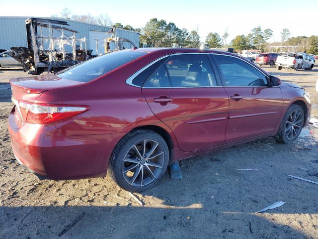 4T1BF1FKXHU653294 - 2017 TOYOTA CAMRY LE RED photo 3