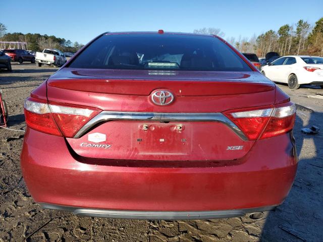 4T1BF1FKXHU653294 - 2017 TOYOTA CAMRY LE RED photo 6