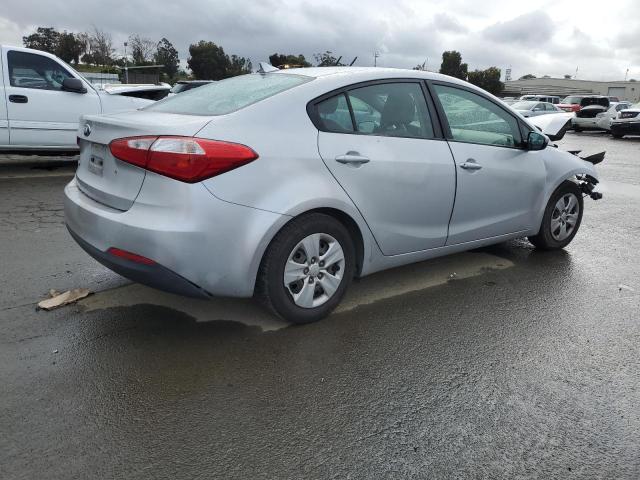 KNAFK4A61F5425153 - 2015 KIA FORTE LX SILVER photo 3