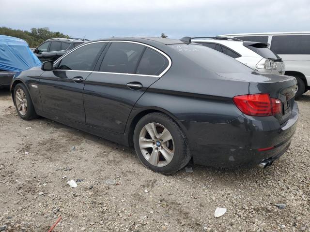 WBAXG5C5XDDY35968 - 2013 BMW 528 I GRAY photo 2