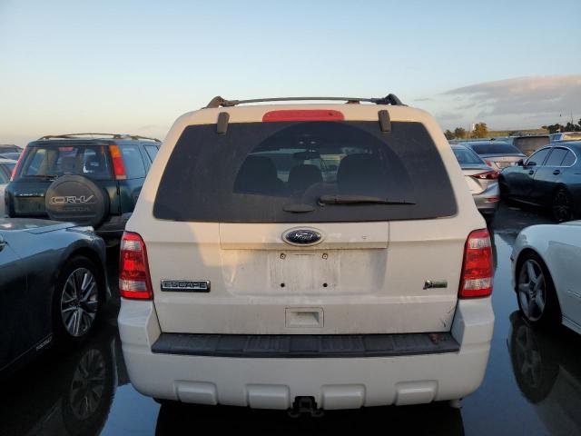 1FMCU9DG5CKC09154 - 2012 FORD ESCAPE XLT WHITE photo 6