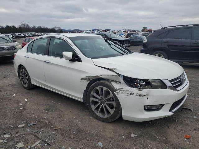 1HGCR2F5XDA196760 - 2013 HONDA ACCORD SPORT WHITE photo 4