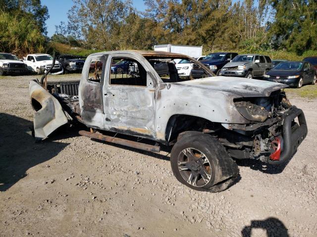 5TFUX4EN7FX031433 - 2015 TOYOTA TACOMA ACCESS CAB წითელი ფოტო 4