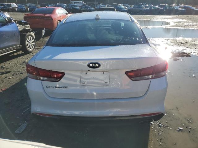 5XXGT4L39JG183367 - 2018 KIA OPTIMA LX WHITE photo 6