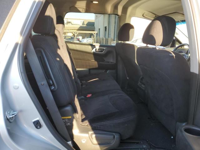 5N1AR2MM3GC669967 - 2016 NISSAN PATHFINDER S 银色 照片 11