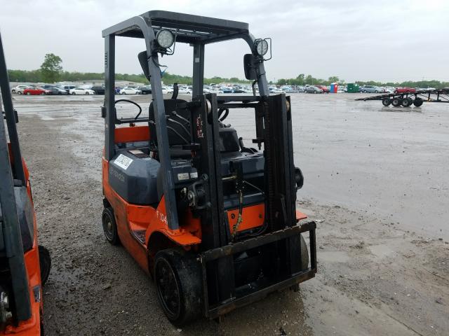 84892 - 2004 TOYOTA FORKLIFT  photo 1