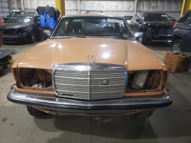 12304310006813 - 1978 MERCEDES-BENZ 230 ORANGE photo 5