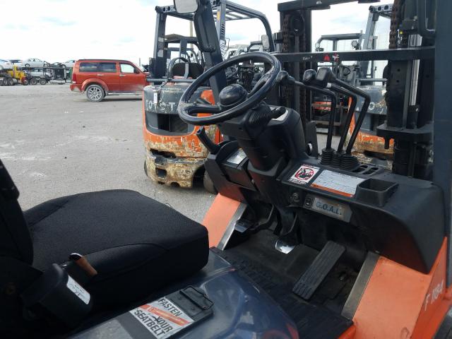 89444 - 2005 TOYOTA FORKLIFT  photo 5