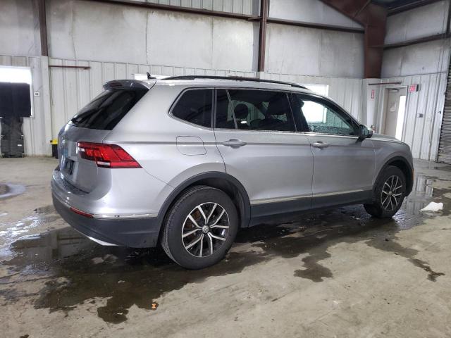 3VV3B7AX8MM112321 - 2021 VOLKSWAGEN TIGUAN SE SILVER photo 3