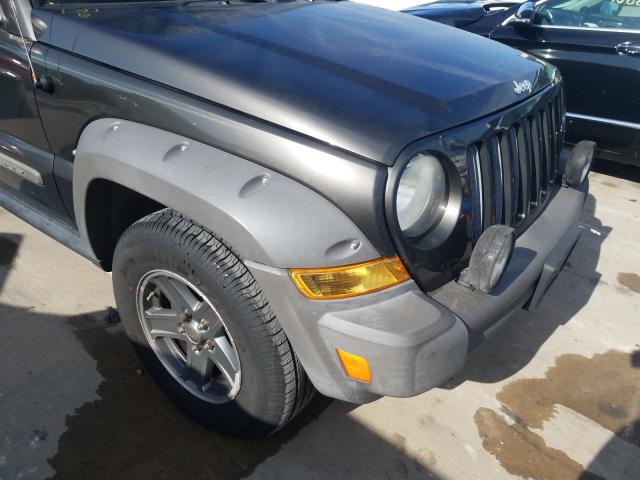 1J4GK38K86W239456 - 2006 JEEP LIBERTY RENEGADE  photo 9