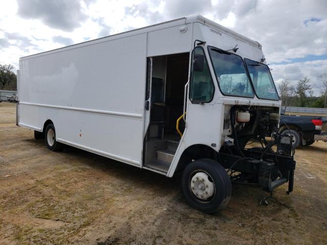 4UZAC3DV3CCBE5484 - 2012 FREIGHTLINER CHASSIS M LINE WALK-IN VAN WHITE photo 4