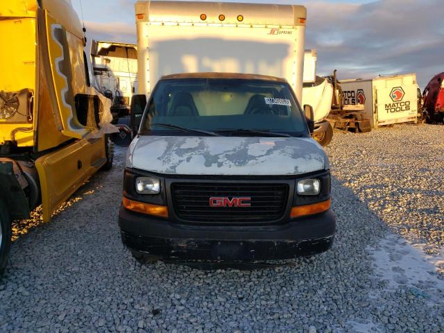 1GDJG31U441911365 - 2004 GMC SAVANA CUTAWAY G3500 WHITE photo 5