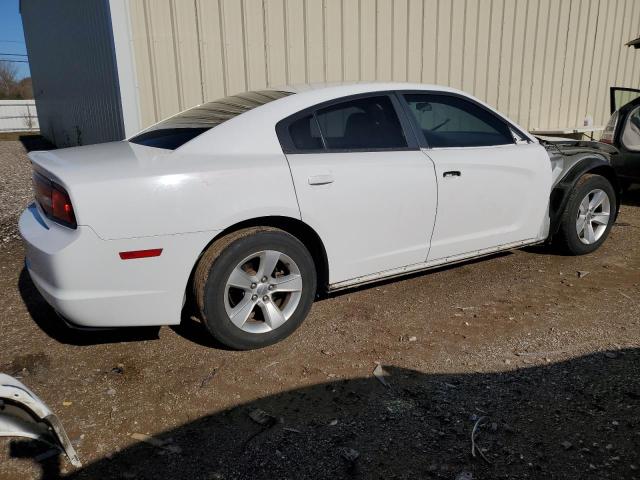 2B3CL3CG7BH506746 - 2011 DODGE CHARGER WHITE photo 3