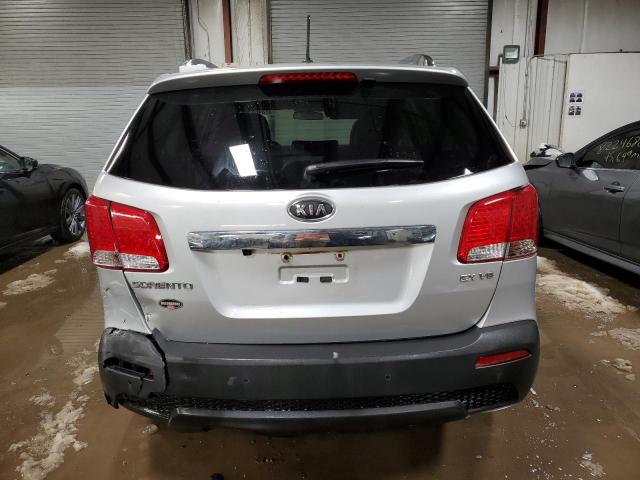 5XYKUDA22BG170250 - 2011 KIA SORENTO EX SILVER photo 6