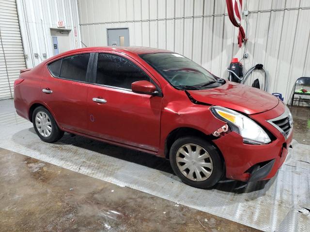 3N1CN7AP0HK412283 - 2017 NISSAN VERSA S BURGUNDY photo 4