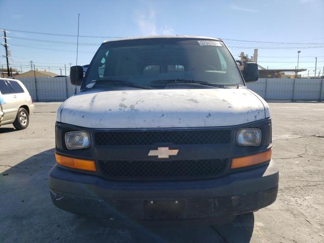 1GCGG29V151267234 - 2005 CHEVROLET EXPRESS G2 WHITE photo 5