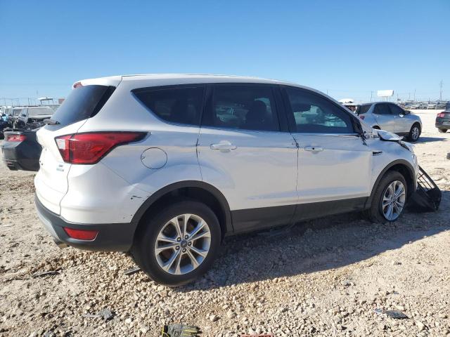 1FMCU0GD9KUA62630 - 2019 FORD ESCAPE SE WHITE photo 3