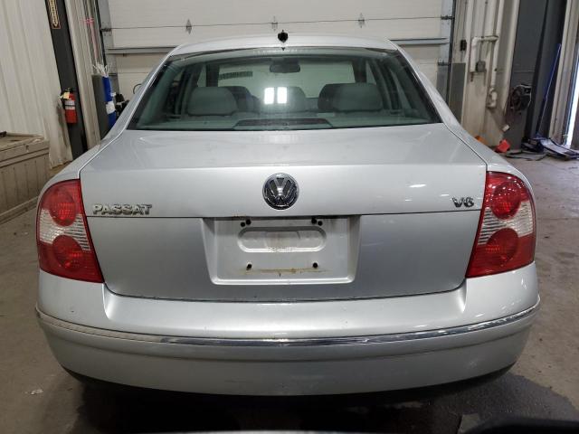 WVWRH63BX4P257826 - 2004 VOLKSWAGEN PASSAT GLX Gümüş foto 6