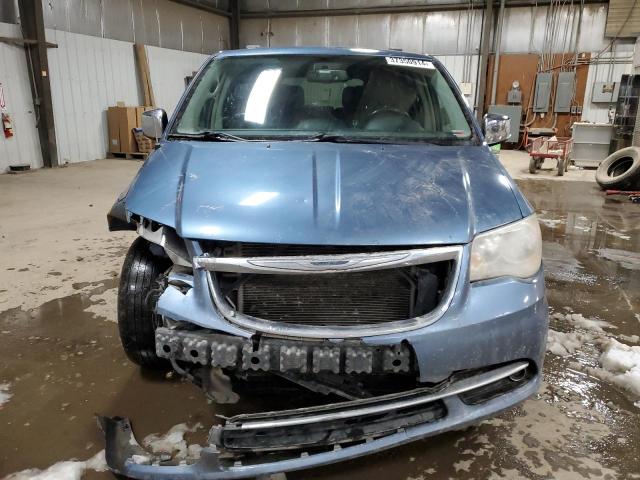 2A4RR8DG9BR775340 - 2011 CHRYSLER TOWN & COU TOURING L BLUE photo 5