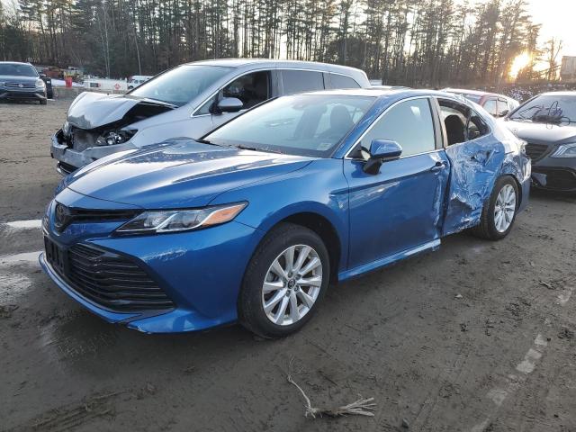 4T1B11HKXKU174392 - 2019 TOYOTA CAMRY L BLUE photo 1