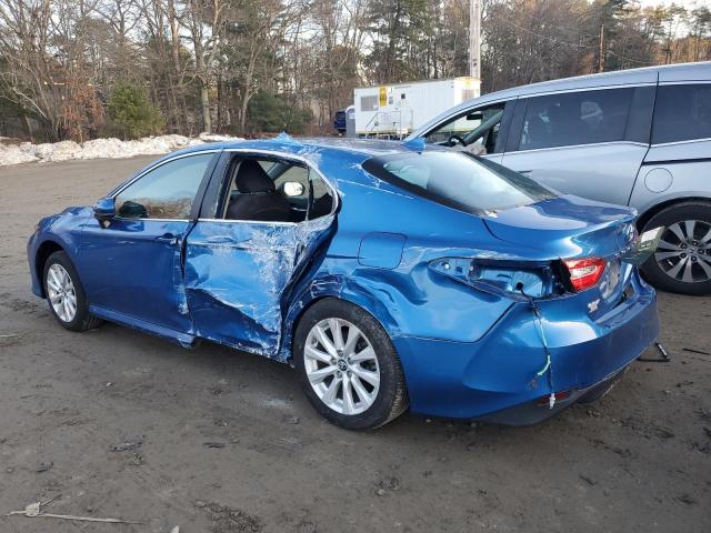 4T1B11HKXKU174392 - 2019 TOYOTA CAMRY L BLUE photo 2
