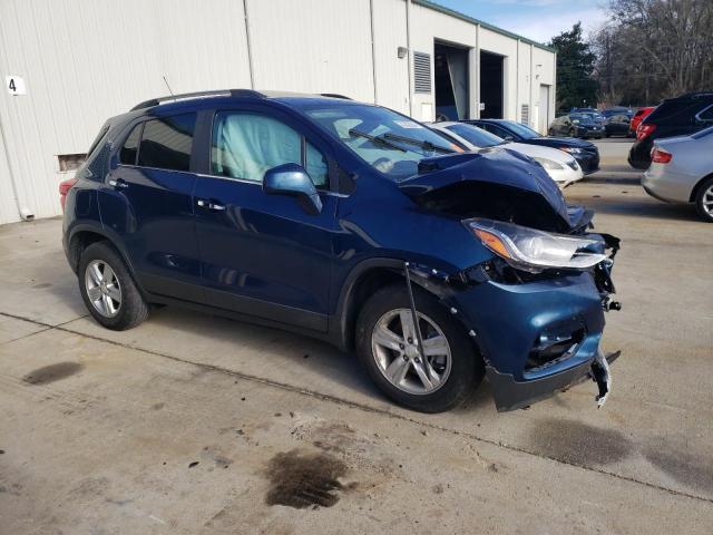 3GNCJLSBXLL310889 - 2020 CHEVROLET TRAX 1LT BLUE photo 4