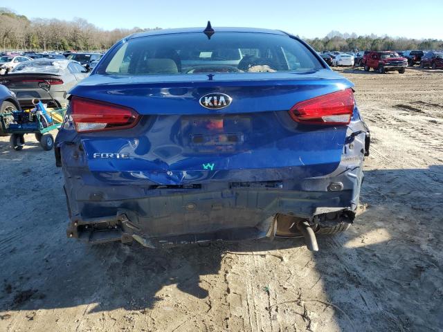 3KPFK4A7XJE253343 - 2018 KIA FORTE LX BLUE photo 6