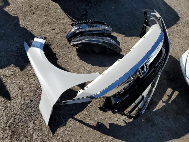 1HGCV1F47KA100447 - 2019 HONDA ACCORD EX WHITE photo 12